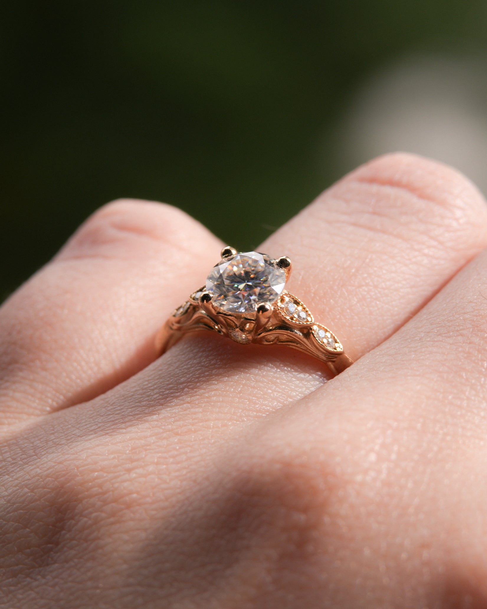Anel de Noivado Nouveau Diamante de Laboratório 1.12 CT em Ouro 18K
