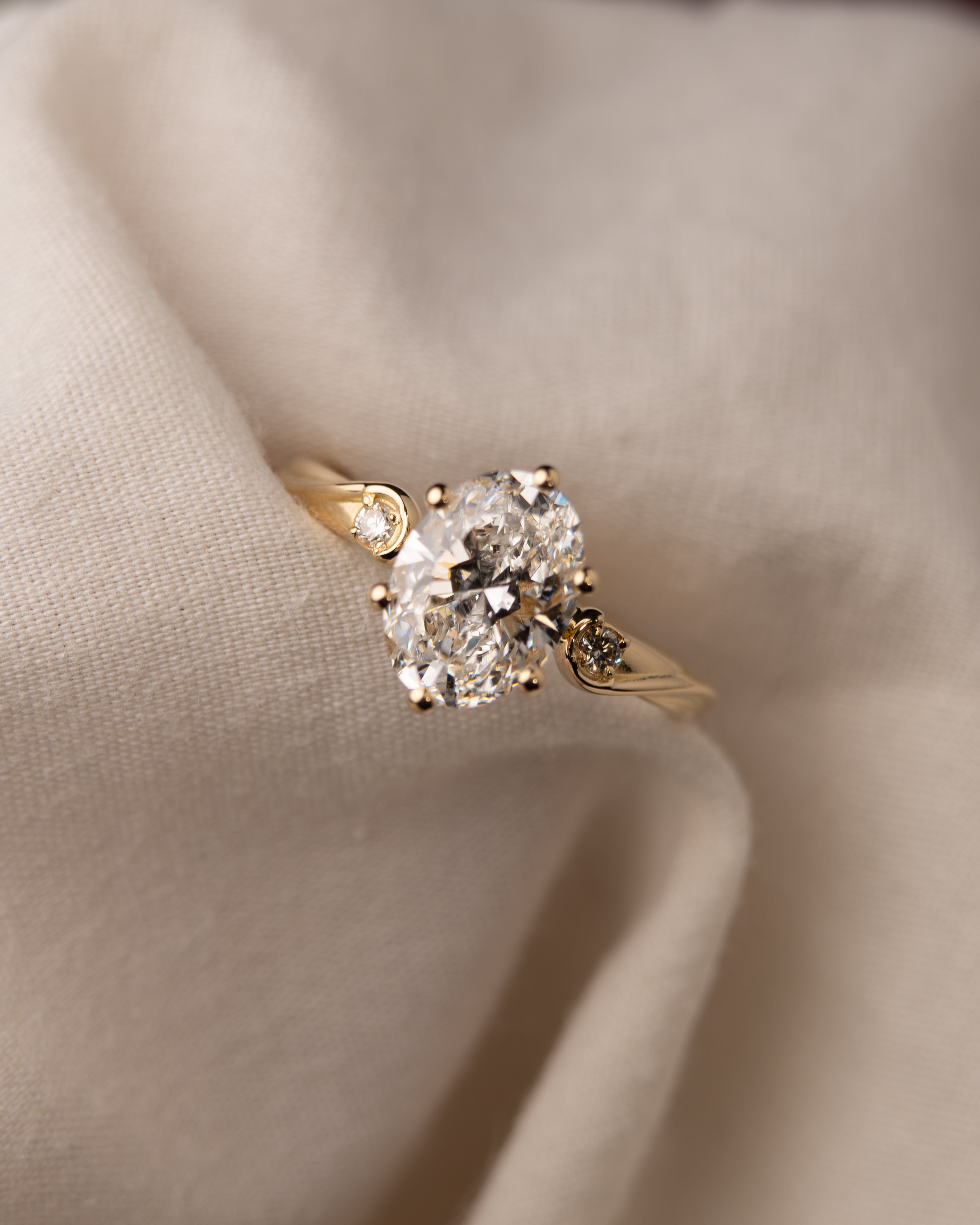 Julia Engagement Ring Lab Diamond 1.5 ct in 18K Gold