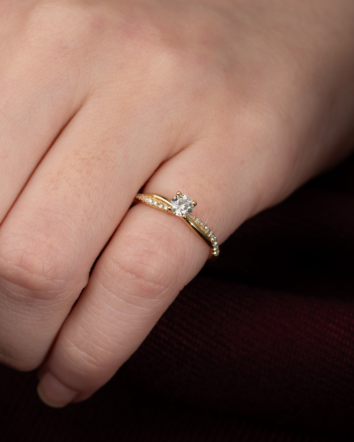 Anel de Noivado Gleam Diamante de Laboratório 0,25 ct em Ouro 18K