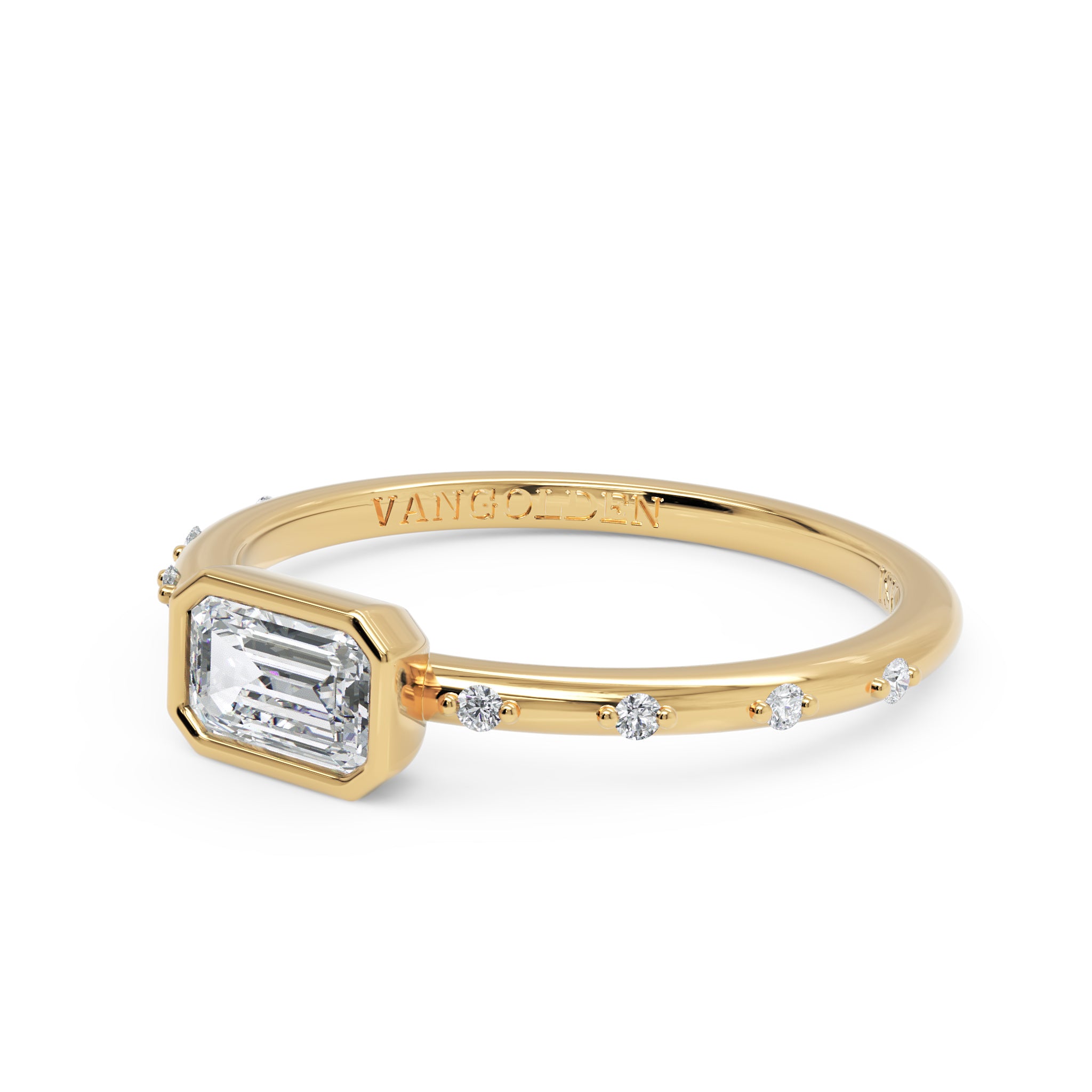Anel Prizma em Ouro 18K East-West