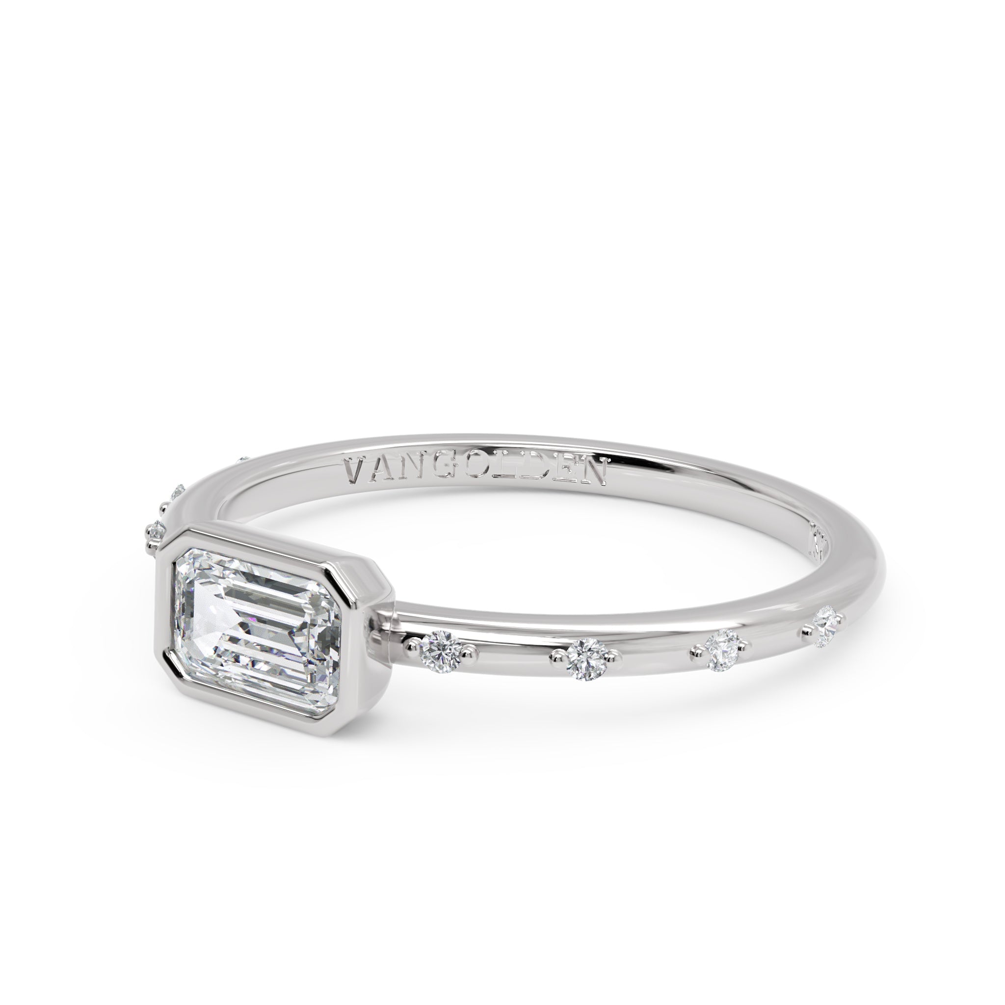 Anel Prizma em Ouro 18K East-West