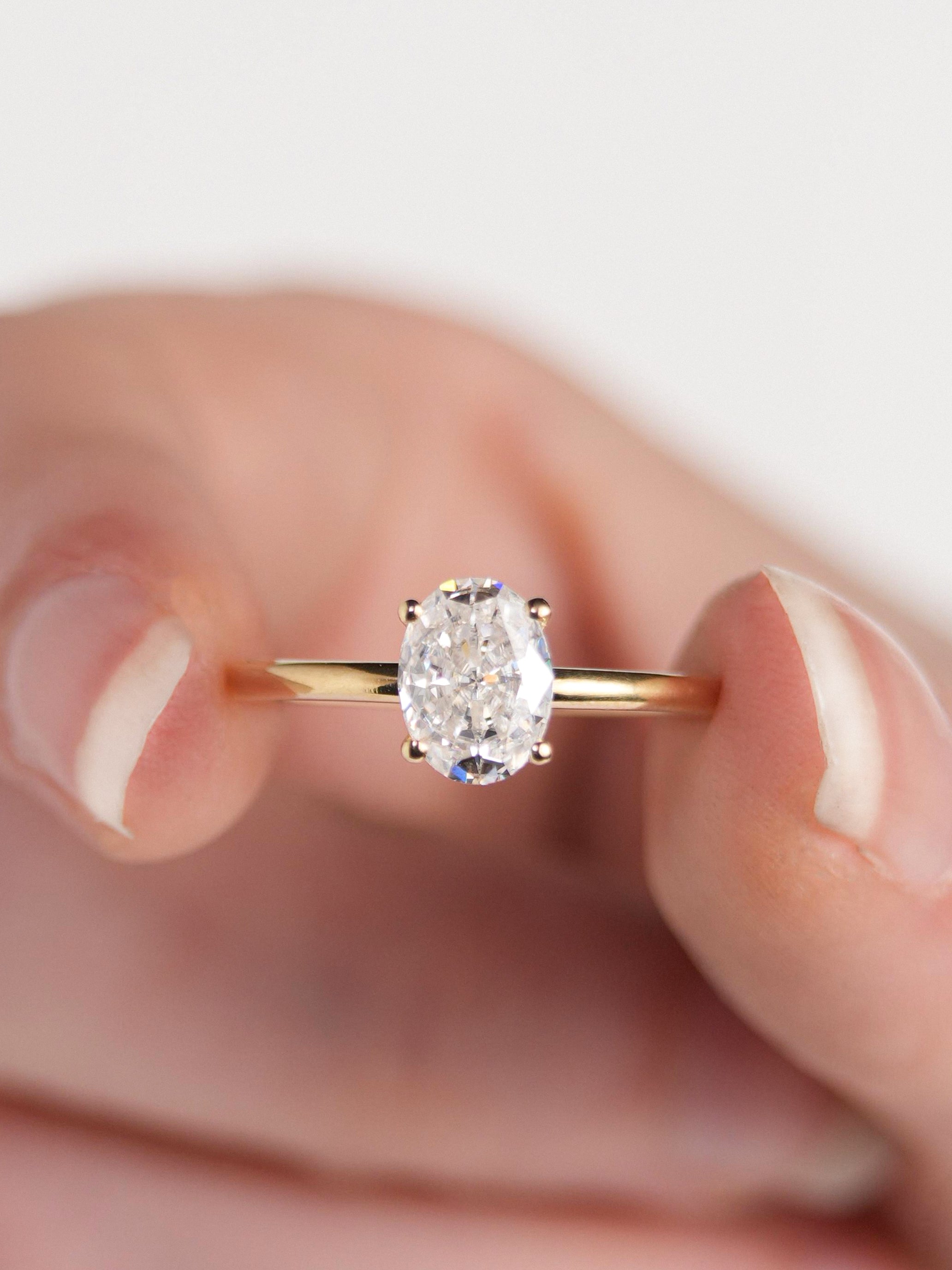 Anel de Noivado Paleta Moissanite 1,5 ct em Ouro 18K