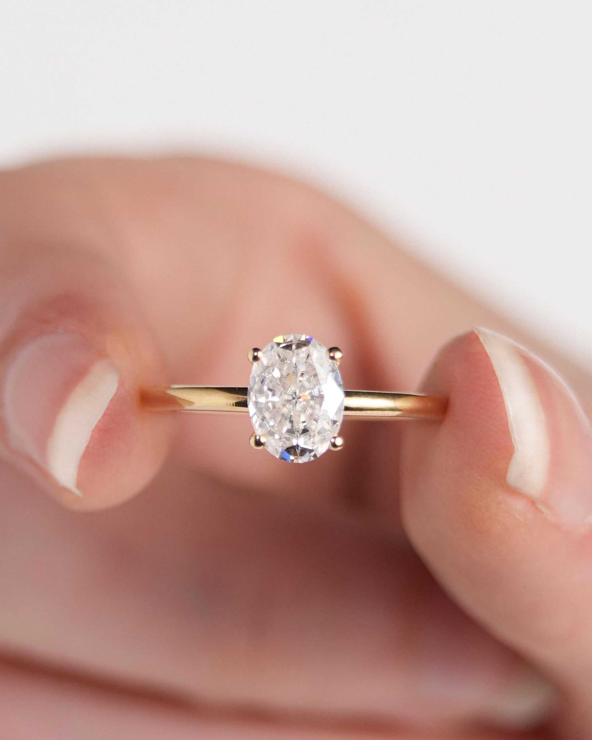 Anel de Noivado Paleta Moissanite 1,5 ct em Ouro 18K