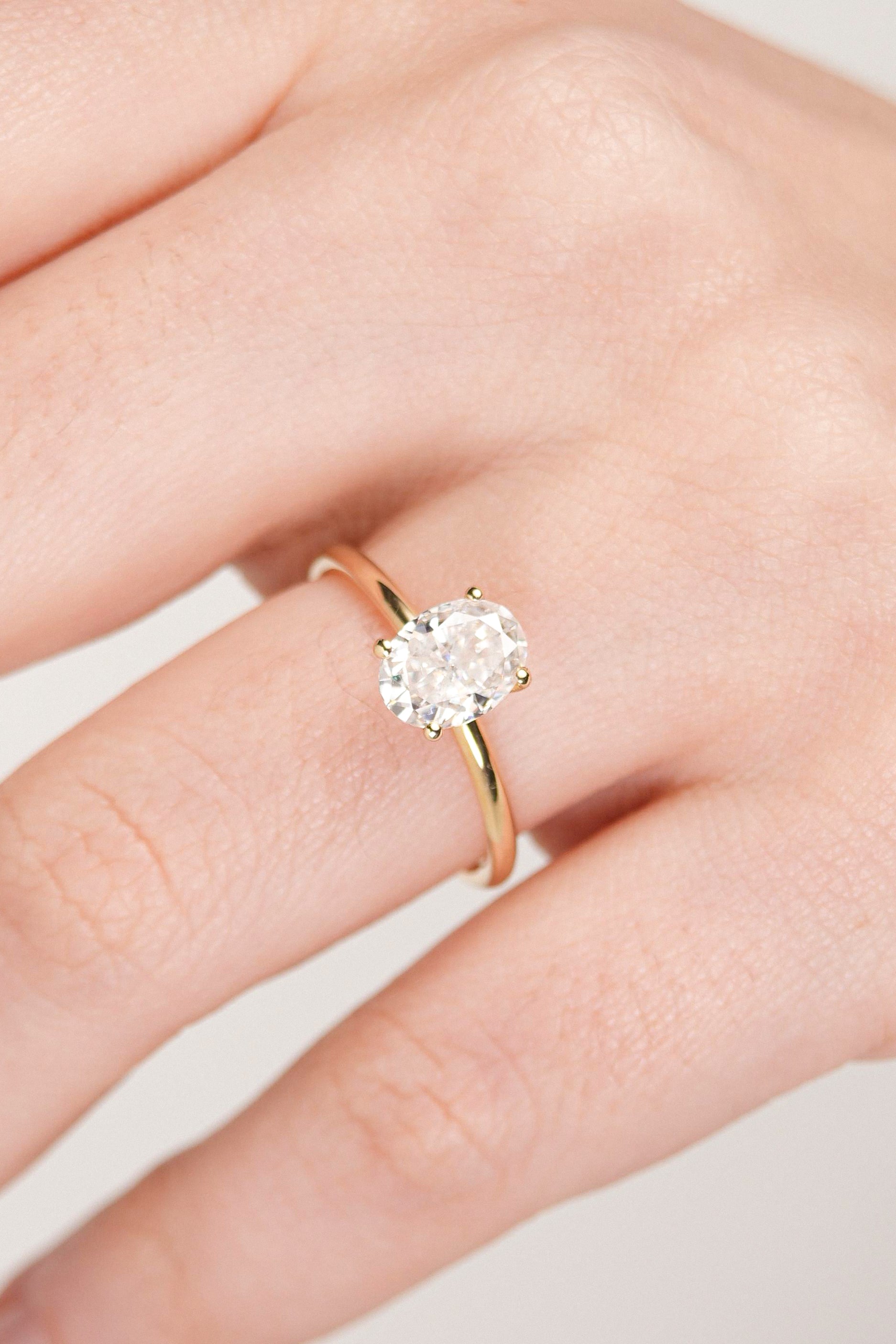 Anel de Noivado Paleta Moissanite 1,5 ct em Ouro 18K