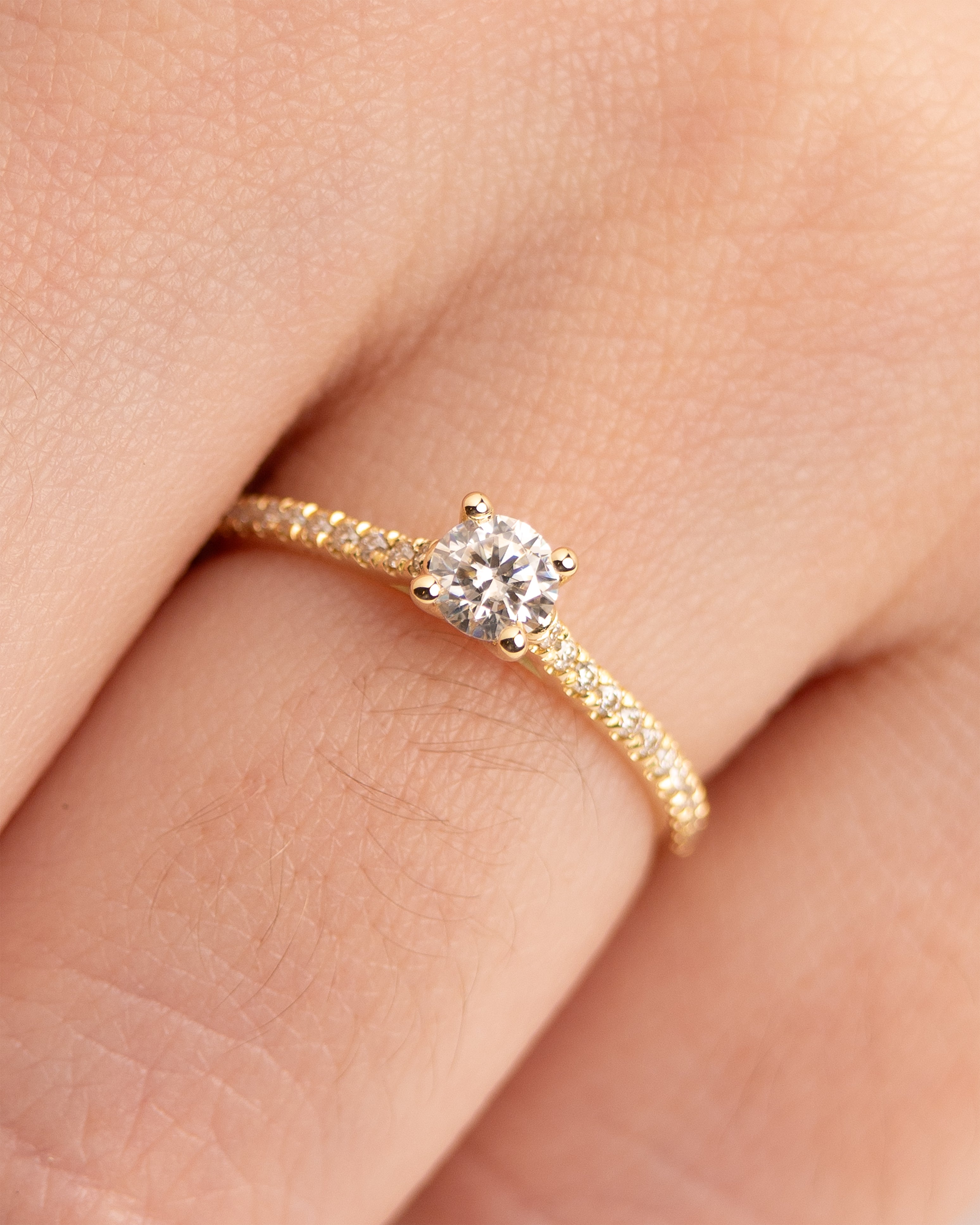 Anel de Noivado Golden Diamante Natural 0,25 ct em Ouro 18K