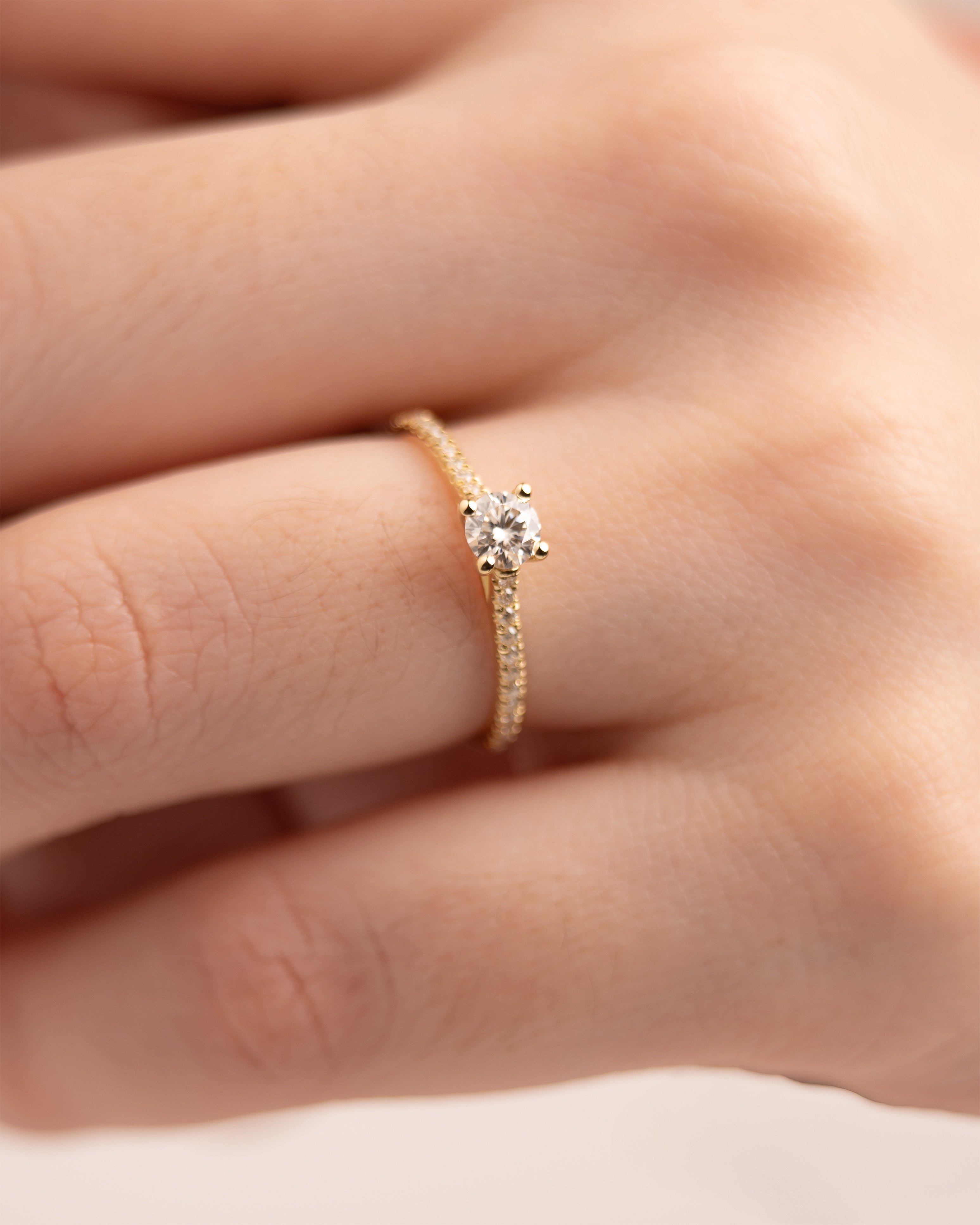 Anel de Noivado Golden Diamante Natural 0,25 ct em Ouro 18K