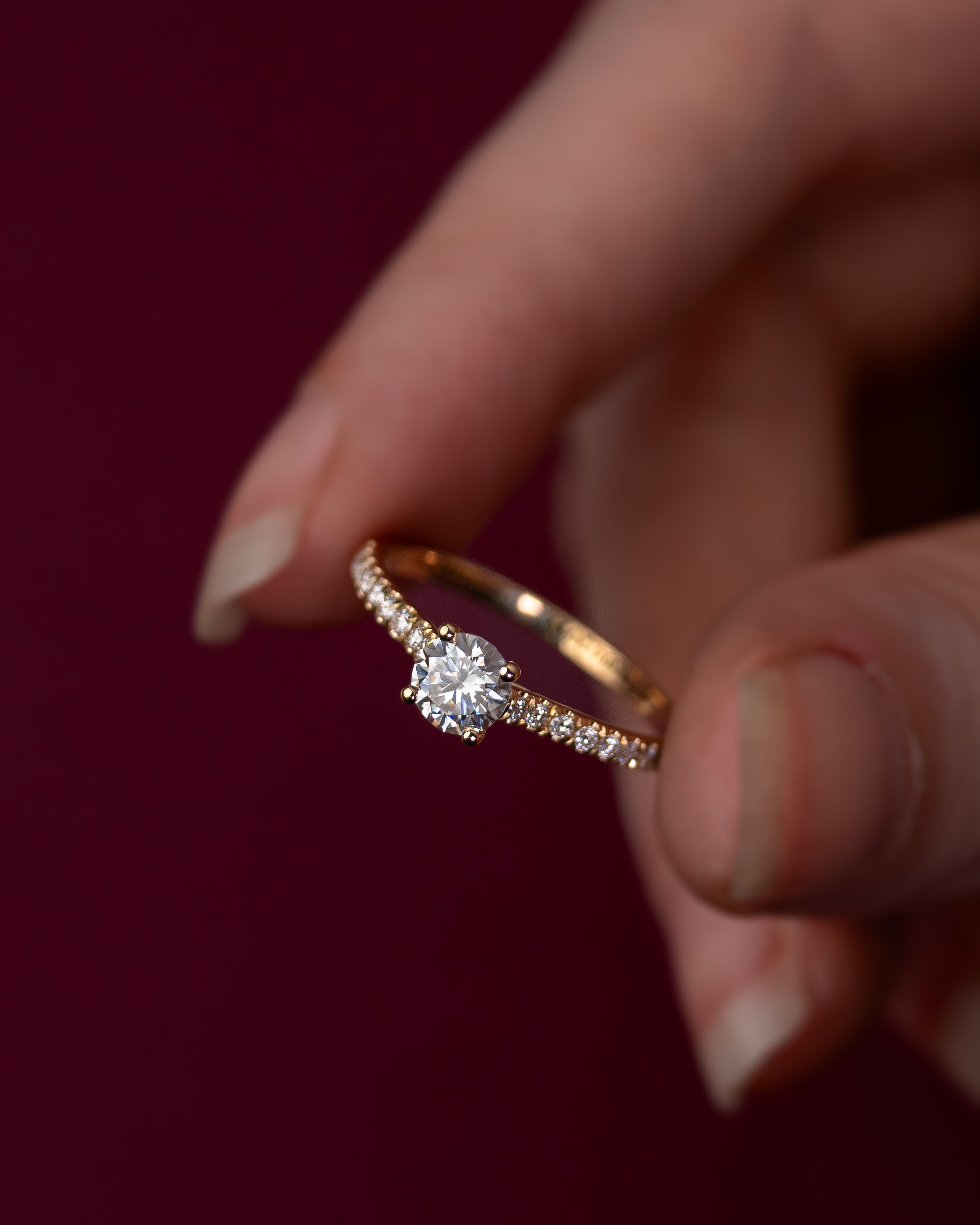 Anel de Noivado Golden Moissanite 0,50 ct em Ouro 18K