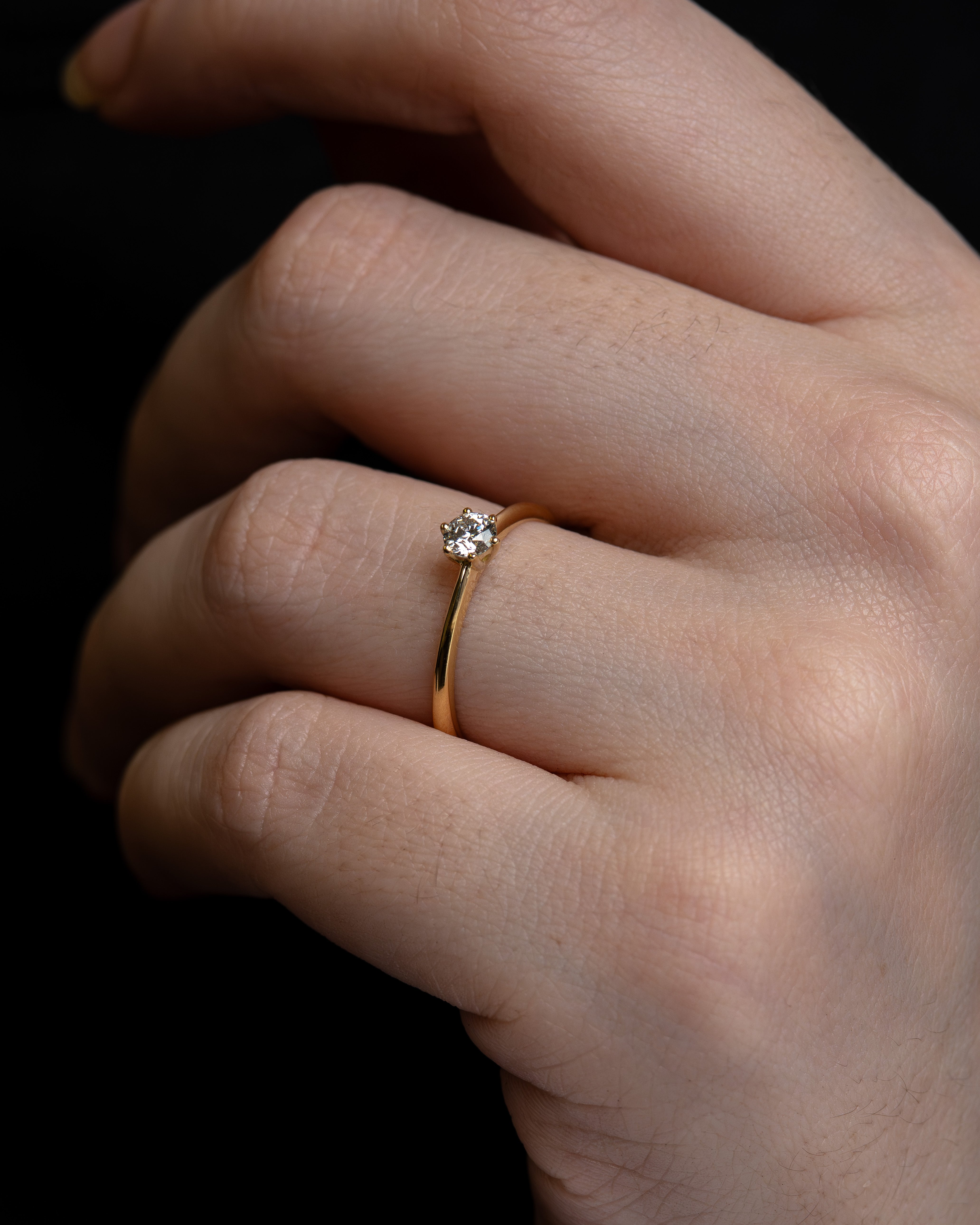 Anel de Noivado Little Miss Sunshine Diamante de Laboratório 0,20 ct em Ouro 18K