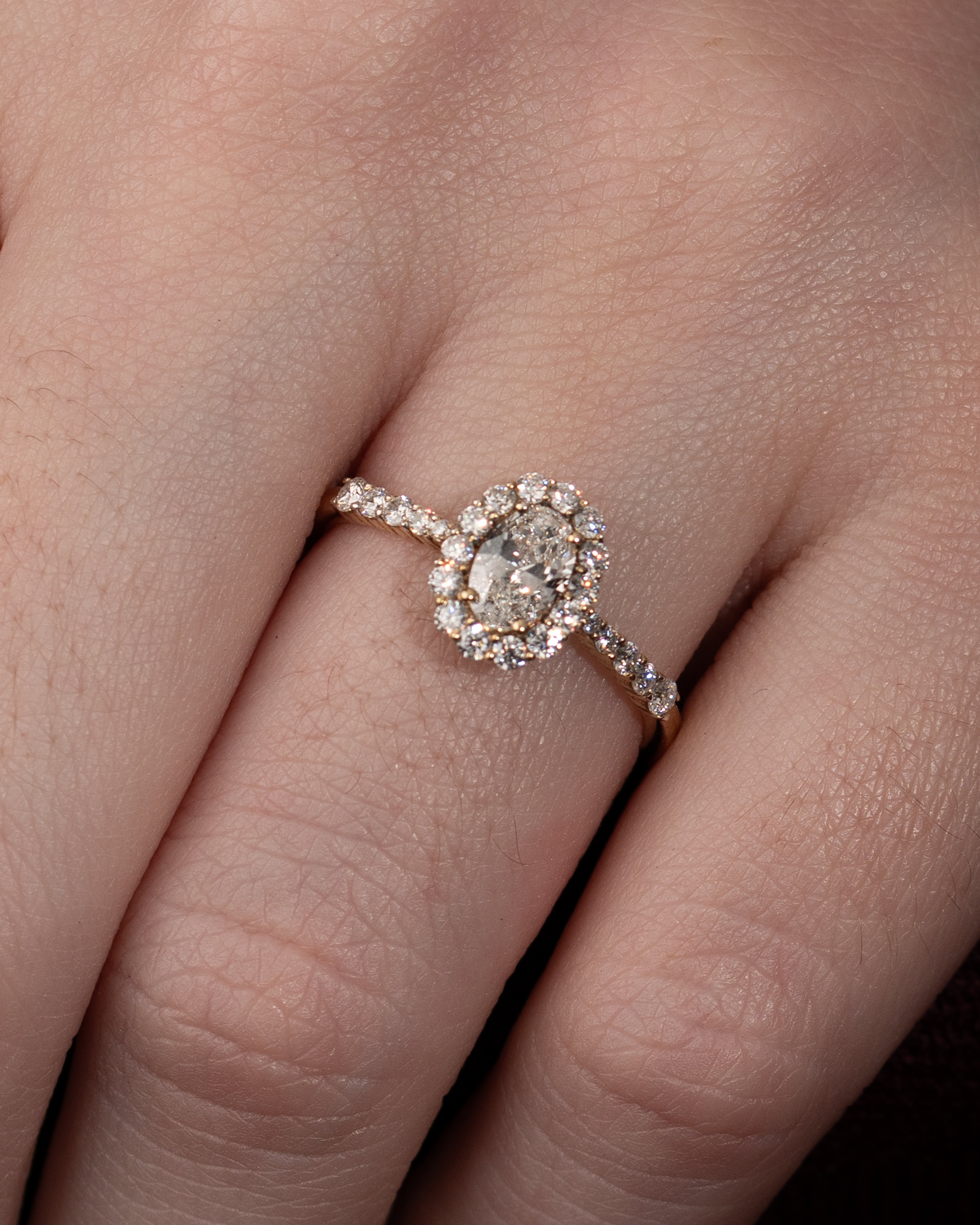 Anel de Noivado Lys Diamante Natural 0,35 ct em Ouro 18K